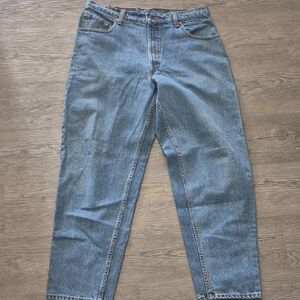 Levi's 560 Relaxed Fit Blue Jeans. 36x30